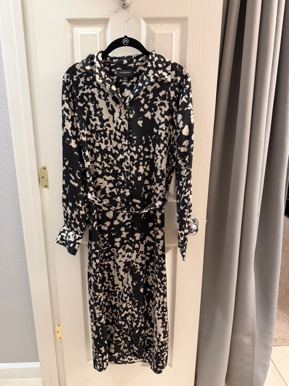 Banana Republic Black and Cream Printed Long-Sleeve Shirt Dress